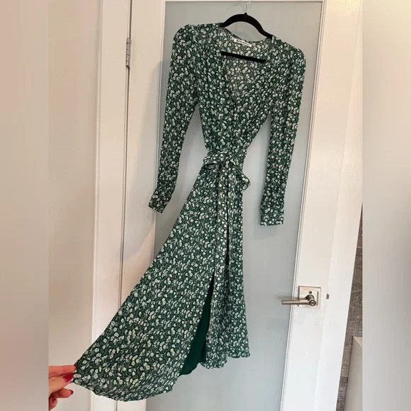 REFORMATION Susanna Wrap Dress - Dark Green Floral Long Sleeve - Picture 3 of 10